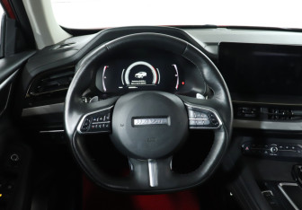 Подержанный автомобиль Haval F7x 2023 года (18 фото)