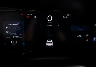 Подержанный автомобиль Geely Monjaro 2023 года (11 фото)