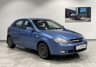 Подержанный автомобиль Chevrolet Lacetti Hatchback 2006 года (3 фото)