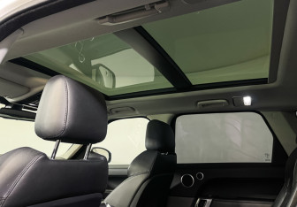 Подержанный автомобиль Land Rover Range Rover Sport 2016 года (15 фото)