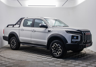 Подержанный автомобиль JAC T9 2025 года (5 фото)