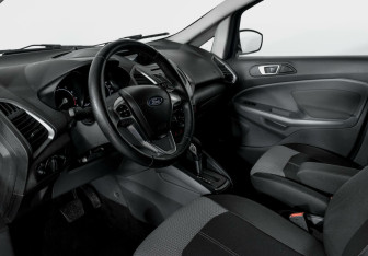 Подержанный автомобиль Ford EcoSport 2015 года (7 фото)