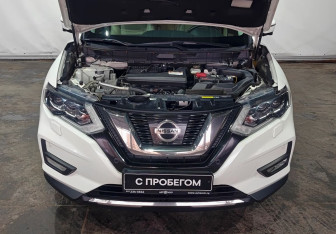 Подержанный автомобиль Nissan X-Trail 2020 года (21 фото)