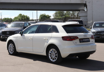 Подержанный автомобиль Audi A3 Hatchback 2013 года (7 фото)