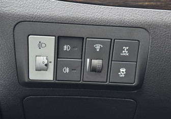 Подержанный автомобиль Hyundai Santa Fe 2010 года (20 фото)