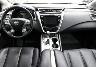 Подержанный автомобиль Nissan Murano Suv 2020 года (14 фото)