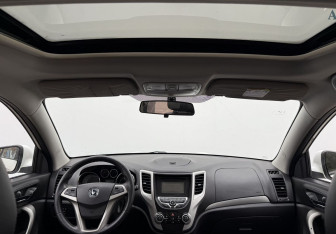 Подержанный автомобиль Changan CS35 2014 года (12 фото)