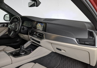 Подержанный автомобиль BMW X6 2021 года (15 фото)