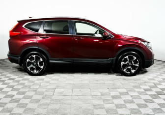 Подержанный автомобиль Honda CR-V 2019 года (4 фото)