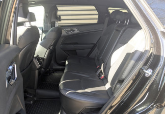 Подержанный автомобиль Kia Sportage 2023 года (12 фото)