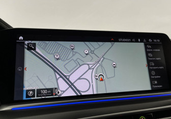 Подержанный автомобиль BMW X5 2021 года (25 фото)