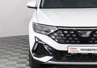 Подержанный автомобиль Jetta VS5 2022 года (13 фото)