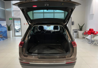Подержанный автомобиль Volkswagen Tiguan 2018 года (6 фото)