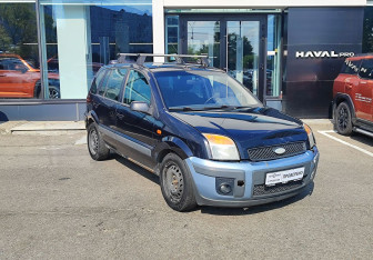 Подержанный автомобиль Ford Fusion 2008 года (3 фото)