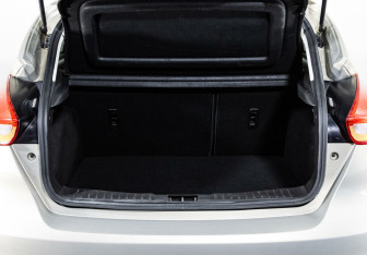 Подержанный автомобиль Ford Focus Hatchback 2017 года (19 фото)