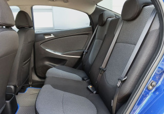 Подержанный автомобиль Hyundai Solaris Sedan 2013 года (18 фото)