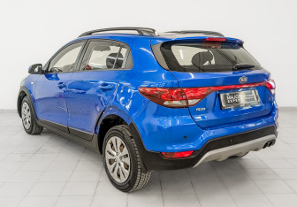 Подержанный автомобиль Kia Rio Hatchback 2019 года (7 фото)