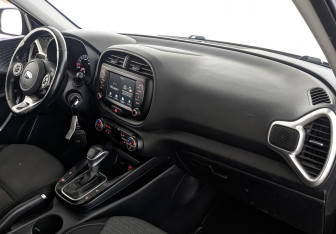 Подержанный автомобиль Kia Soul 2019 года (13 фото)
