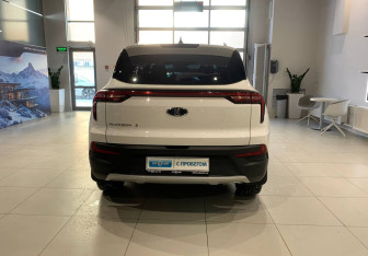 Подержанный автомобиль Москвич 3 2023 года (5 фото)