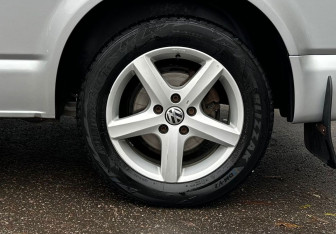 Подержанный автомобиль Volkswagen Multivan 2017 года (14 фото)