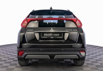 Подержанный автомобиль Mitsubishi Eclipse Cross 2019 года (6 фото)