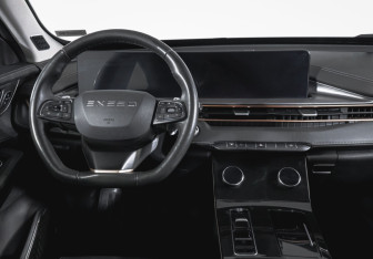 Подержанный автомобиль Exeed LX 2023 года (12 фото)