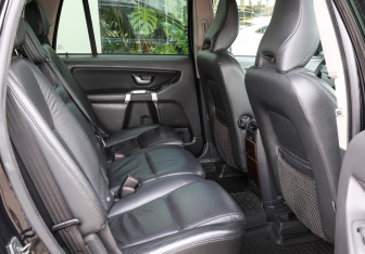 Подержанный автомобиль Volvo XC90 2011 года (12 фото)