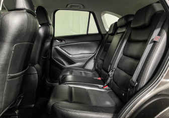 Подержанный автомобиль Mazda CX-5 2015 года (10 фото)