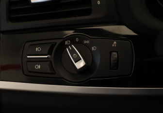 Подержанный автомобиль BMW X3 2014 года (7 фото)