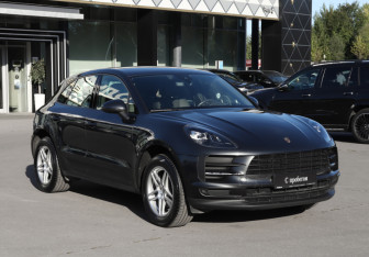 Подержанный автомобиль Porsche Macan 2019 года (3 фото)