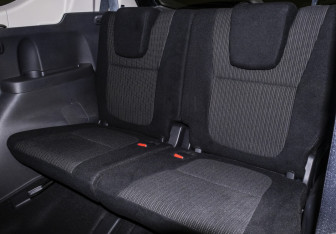 Подержанный автомобиль Mitsubishi Xpander 2023 года (15 фото)