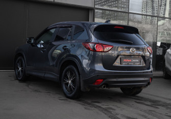 Подержанный автомобиль Mazda CX-5 2012 года (6 фото)