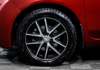 Подержанный автомобиль Nissan Micra Hatchback 2007 года (15 фото)