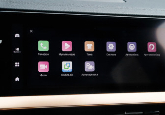 Подержанный автомобиль Geely Monjaro 2023 года (21 фото)