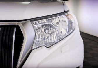 Подержанный автомобиль Toyota Land Cruiser Prado 2021 года (17 фото)