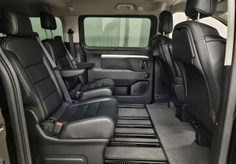 Подержанный автомобиль Citroen SpaceTourer 2021 года (13 фото)