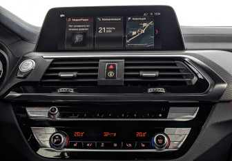 Подержанный автомобиль BMW X4 2021 года (17 фото)