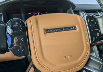 Подержанный автомобиль Land Rover Range Rover 2019 года (6 фото)