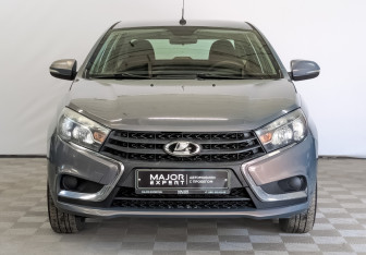 Подержанный автомобиль LADA (ВАЗ) Vesta Sedan 2016 года (2 фото)