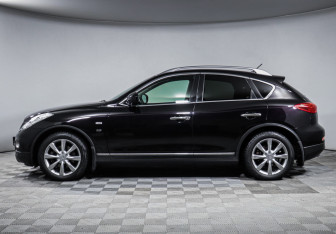 Подержанный автомобиль Infiniti QX50 2013 года (8 фото)