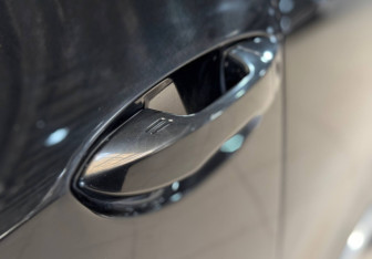 Подержанный автомобиль Toyota Corolla Sedan 2013 года (18 фото)