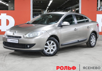 Подержанный автомобиль Renault Fluence 2012 года (1 фото)