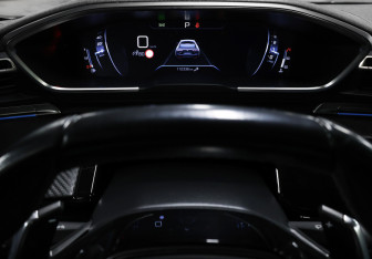Подержанный автомобиль Peugeot 508 Wagon 2019 года (13 фото)