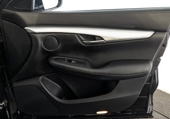 Подержанный автомобиль Infiniti QX50 2019 года (25 фото)