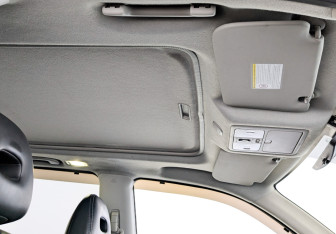 Подержанный автомобиль Nissan X-Trail 2014 года (23 фото)