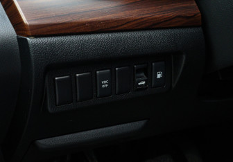 Подержанный автомобиль Nissan Teana 2010 года (17 фото)