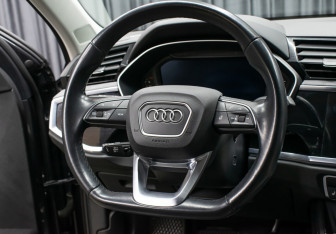 Подержанный автомобиль Audi Q3 Sportback 2020 года (16 фото)