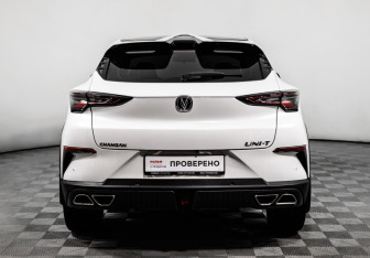 Подержанный автомобиль Changan UNI-T 2024 года (6 фото)