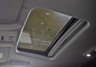 Подержанный автомобиль Chevrolet Tahoe 2017 года (22 фото)