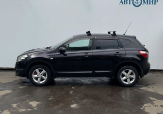 Подержанный автомобиль Nissan Qashqai 2010 года (5 фото)